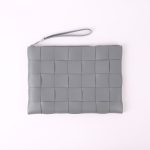 Maxi Intrecciato Clutch