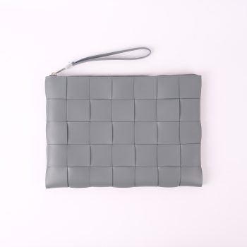 Maxi Intrecciato Clutch
