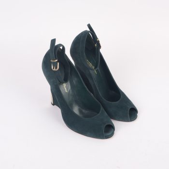Suede sandals