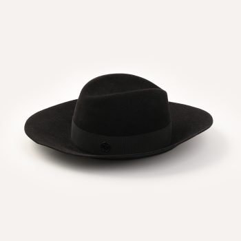 Henrietta hat
